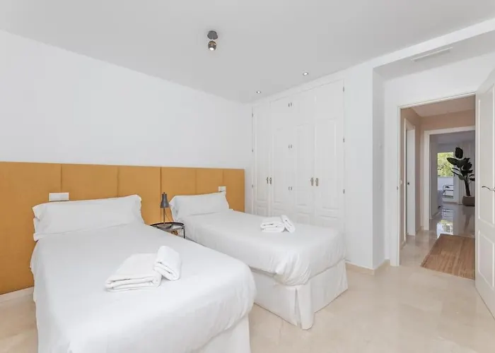 Apartment Great Location 2 Pools At Aloha Royal Rdr385