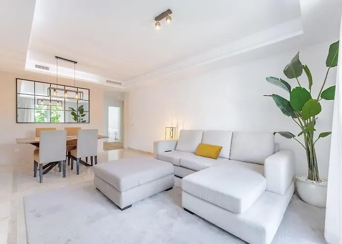 Great Location 2 Pools At Aloha Royal Rdr385 شقة *